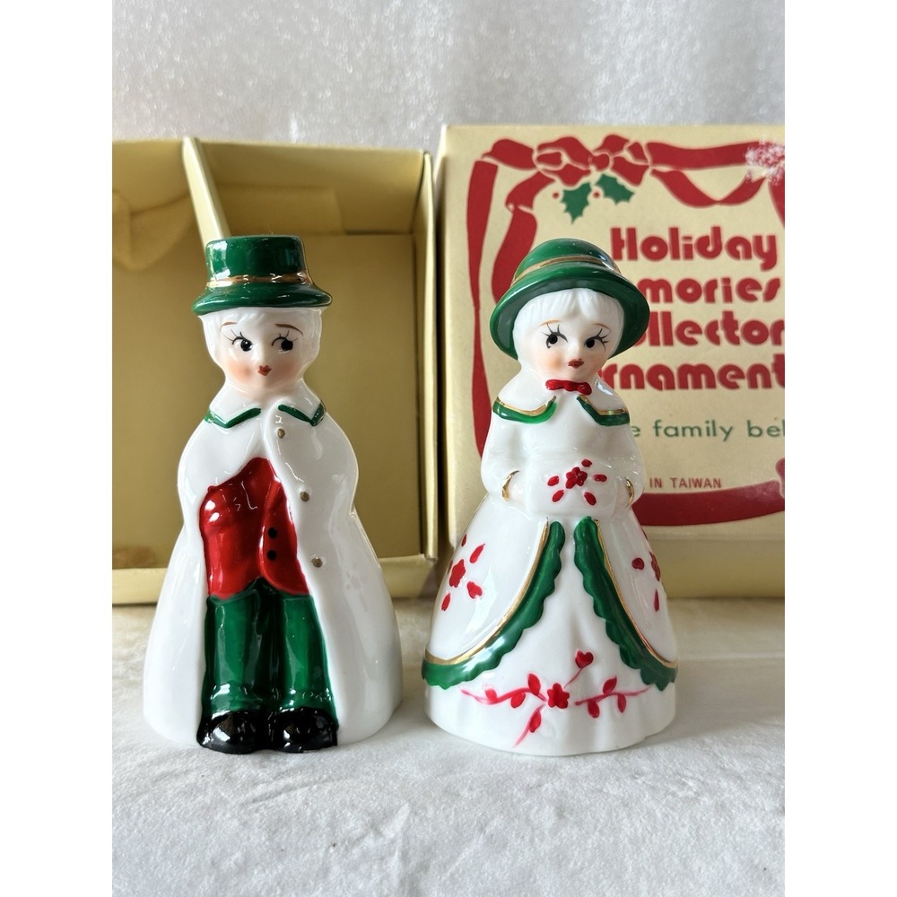 Christmas Bells OLDE TIME FAMILY 1970s Mid Century Holiday Decor FIGURAL CERAMIC